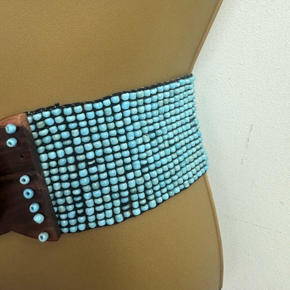 Handmade Bohemian Elastic Hippie EthicallyMade Wooden Closure Stretchy Bead Belt - Picture 5 of 12